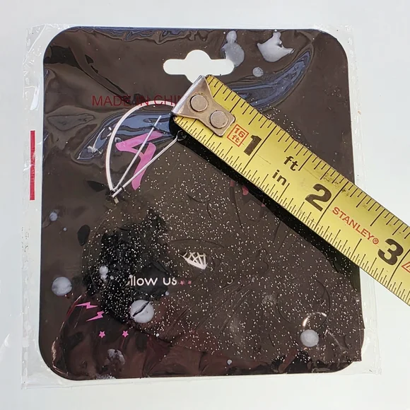 Too Fast Glitter Black Cat Ouija Heart Earrings - Picture 2 of 3